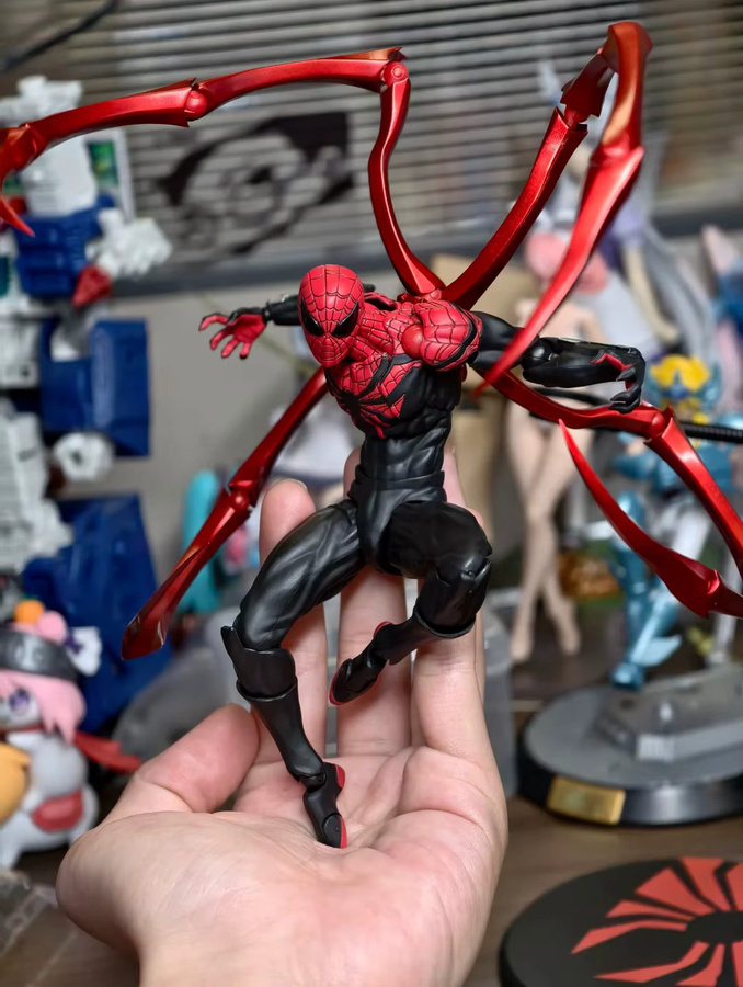 Marvel Superior Spider-Man Ultimate Peter Parker Spiderman Actionfigur, ab 14 Jahren - Bild 4
