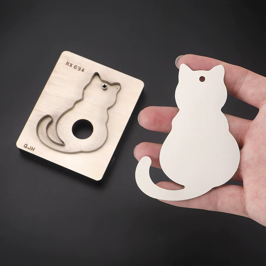 QJH Schneidform in Katzenform aus Kunstleder für DIY-Handarbeiten in Silber - Bild 2