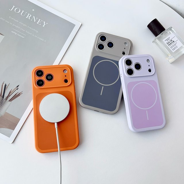 Apple iPhone Handyhülle aus Silikon mit MagSafe Unterstützung, zweifarbig matt in Purple/Multicolour - Bild 1
