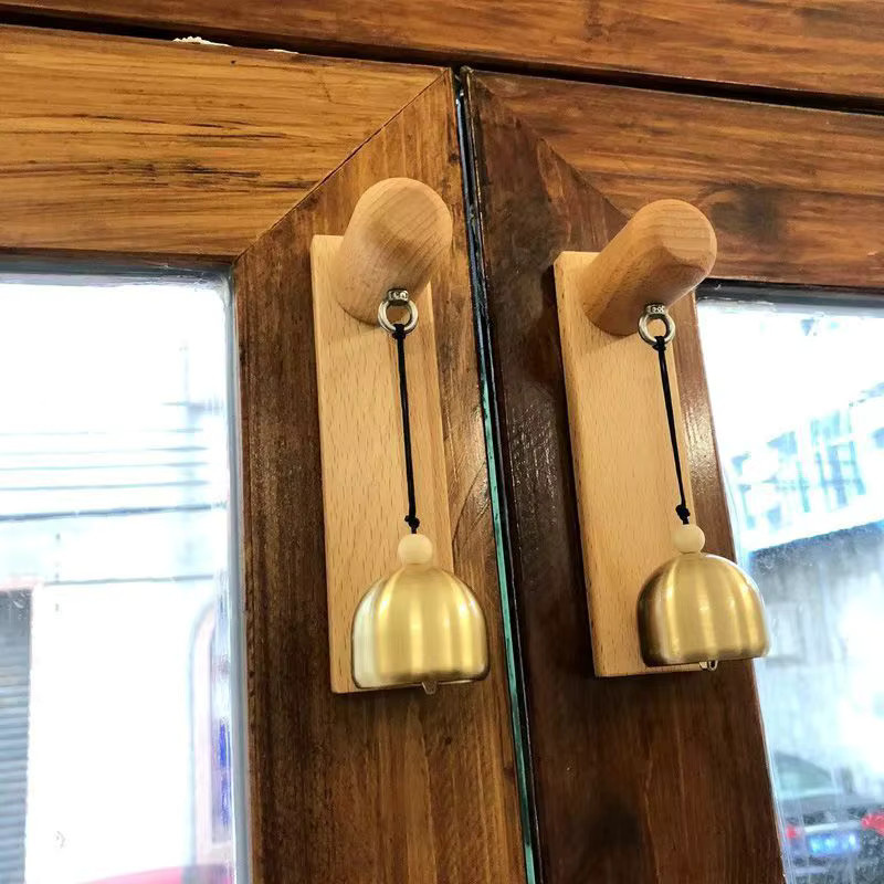PDQ Willkommensglocke im japanischen Stil aus Massivholz und Messing in Gold - Bild 3