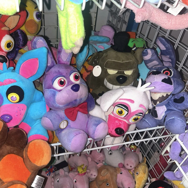 Bandai Five Nights at Freddy's Freddy Plüschfigur, 25cm, Plüsch / Textil - Bild 1