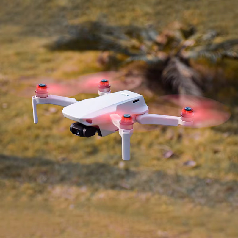 DJI Ersatzpropeller für Mini 2 und Mini SE, Faltbare Drei-Klinge Quick Release Propeller in Rot - Bild 2
