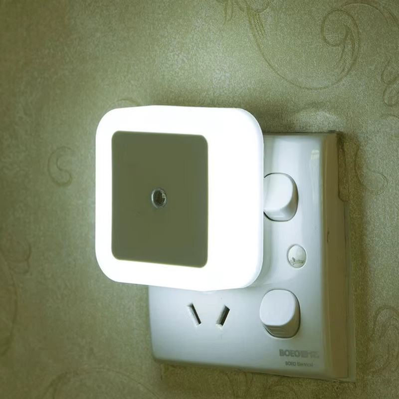 Feimefeiyou Mini LED Nachtlicht mit Sensor in Weiß für Kinderzimmer und Schlafzimmer - Bild 3