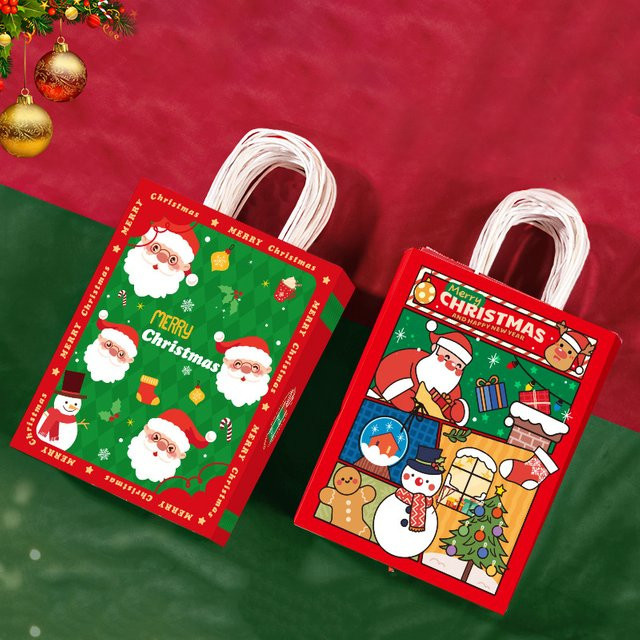 10 Stück Weihnachtliche Geschenktüten mit Santa Claus und Schneemann Muster für Kinder und Partys - Bild 1