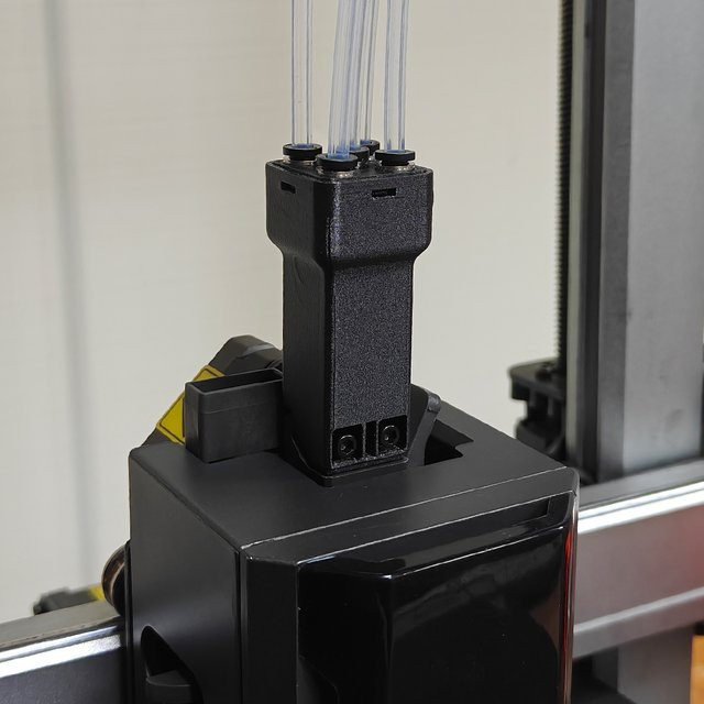 Anycubic 5-in-1 Filament-Hub für Kobra 3, Kobra 3 Max, S1 und S1C in Schwarz - Bild 1