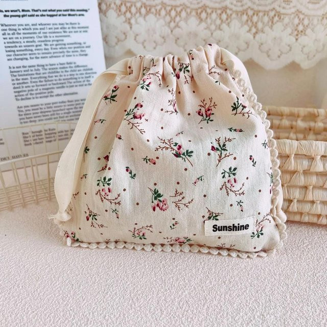 NATAWA Wickeltasche mit Blumenmuster in Apricot, Organizer für nasse und trockene Windeln inklusive Kinderwagen-Clip, B/H/T: 19 x 19 x 19 cm - Bild 1