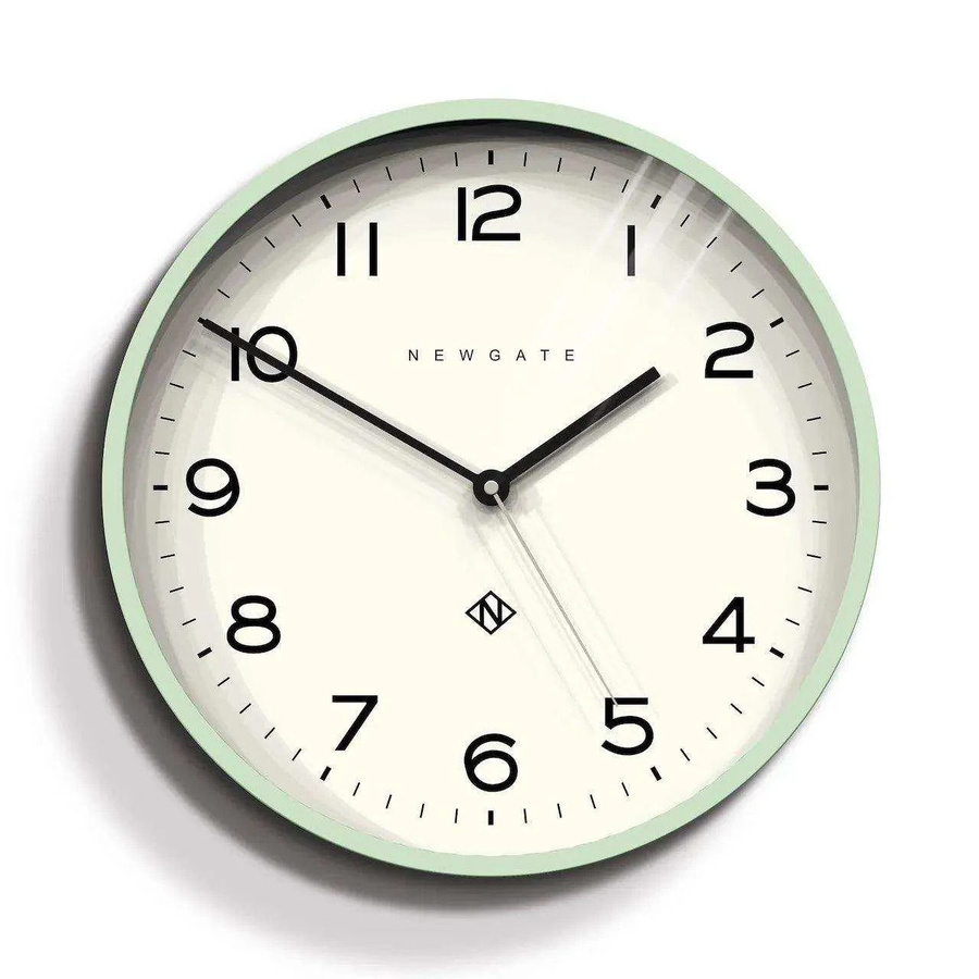 Newgate Echo Wanduhr in Minze, rundes Design, Durchmesser: 37 cm - Bild 1