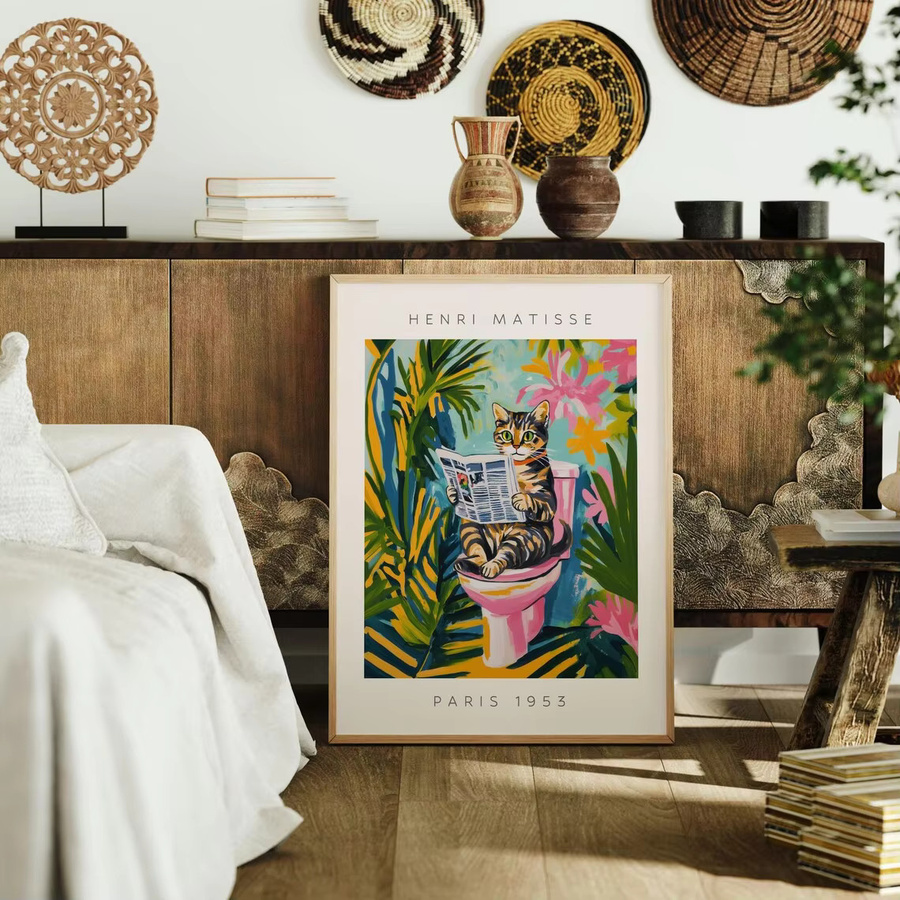 Matisse-Stil Poster mit Tabby-Katze auf der Toilette in Rosa und Multicolour, Lustige Badezimmer-Wandkunst mit tropischem Blumenmuster von SHENCHEN - Bild 3