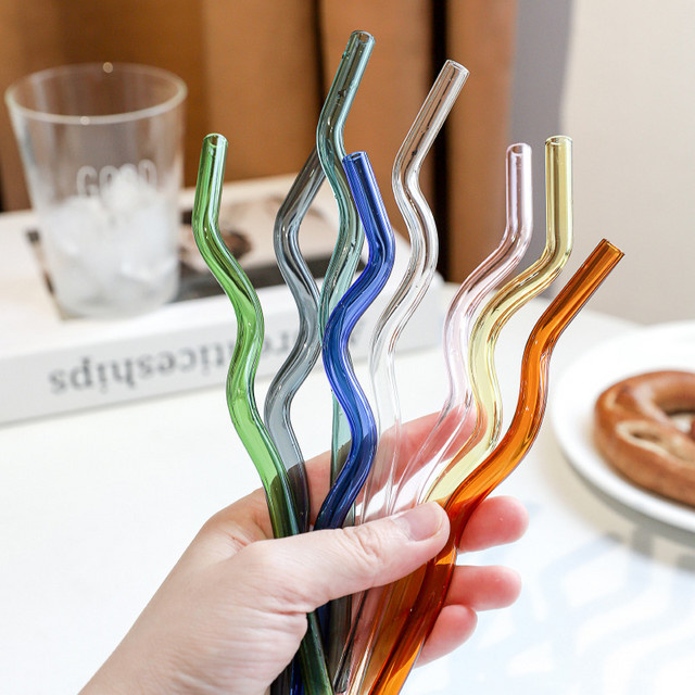 Wiederverwendbare Trinkhalme aus Borosilikatglas in Wellenform, bunt und transparent, Set mit 11 Stück - Bild 1