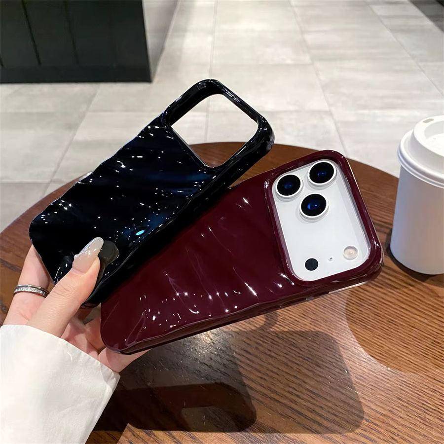 Stoßfeste Handyhülle mit mattiertem Wellenmuster für iPhone 11 bis iPhone 17 Air in Rot - Bild 1