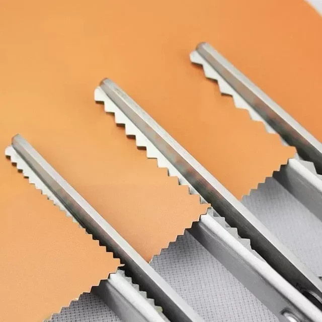 Professionelle Zackenschere für Schneiderei und Nähen mit 3-7mm Wellenkante aus Metall - Bild 1