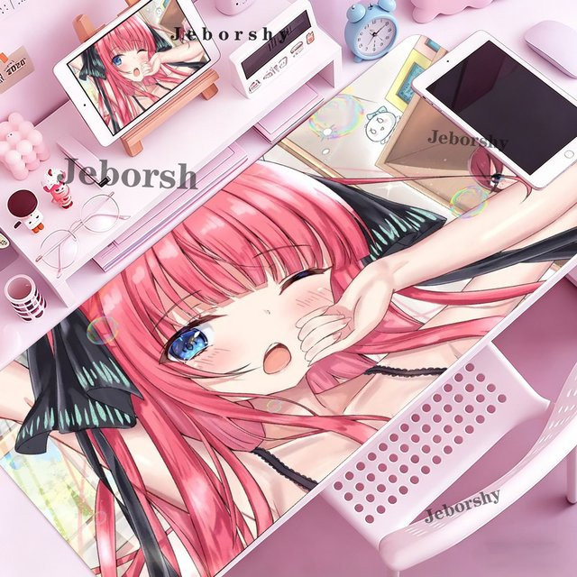 Nino Nakano Anime-Mauspad Gaming-Schreibtischunterlage in Multicolour mit rutschfester Gummi-Kante als Tastaturunterlage und Laptop-Gamer-Zubehör - Bild 1