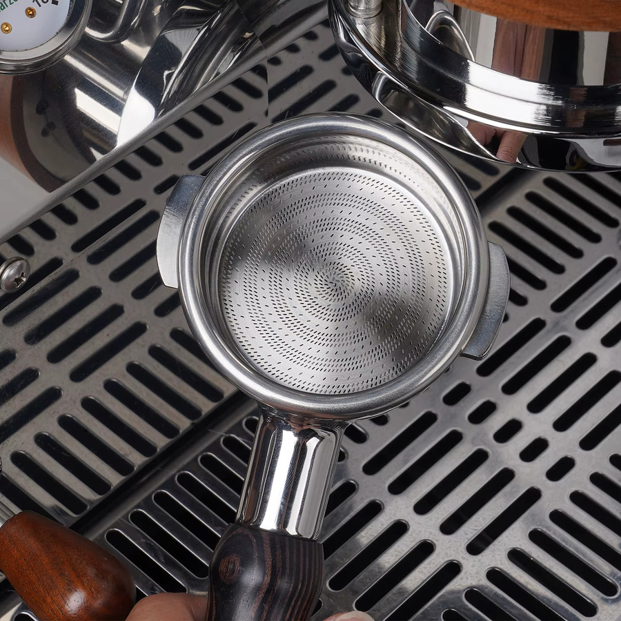 IKAPE Espresso-Filterkorb aus Edelstahl in Silber für bodenlosen Siebträger, Durchmesser: 58 mm - Bild 2