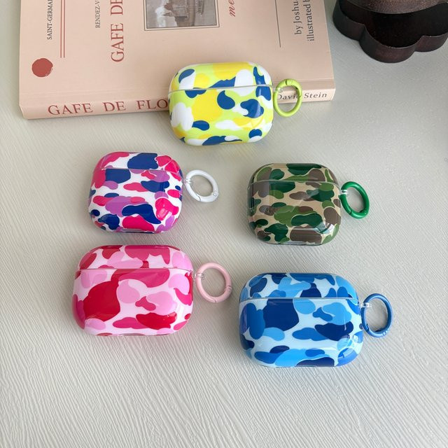 Schutzhülle für Apple AirPods Pro 1 2 3 in hellem Camouflage-Muster, mehrfarbig - Bild 1