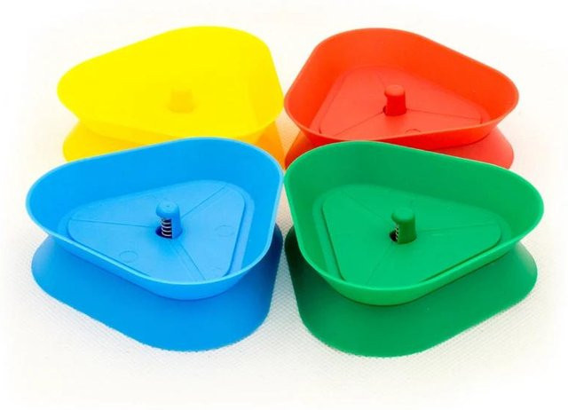 Binchi Outdoor Product Dreieckförmiger Spielkartenhalter, 4-teiliges Set - Bild 1