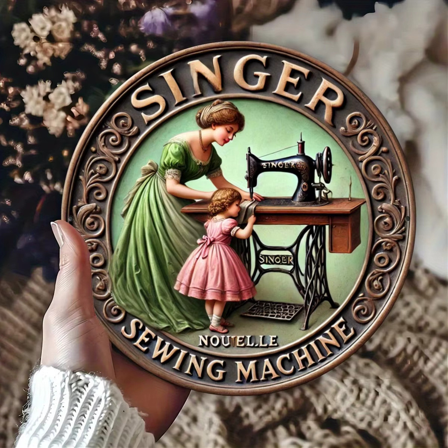 Singer Vintage Nähmaschinen-Rundblechschild aus Metall in Multicolour, Wanddekoration mit Mutter & Kind Motiv, Durchmesser: 20 cm - Bild 3