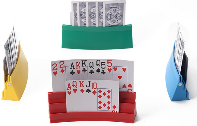 Magnetischer Spielkartenhalter mit 3 Fächern in Blau und Multicolour aus Kunststoff für Erwachsene - Bild 1