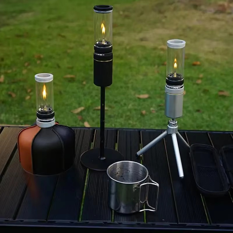 Tragbare Camping Gas Lampe in Grau mit verstellbarem Kerzenlicht und Windschutz für Outdoor und Garten - Bild 1
