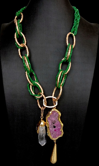 SETTIMANA Halskette, Grüne Kristall-Loop-Kette, Fuchsia-Achat-Scheibe, weißer Quarz, Biwa-Perlen-Punkt-Anhänger, 61 cm, Unisex - Bild 1