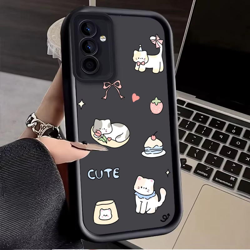 Samsung Galaxy Schutzhülle mit Erdbeerkatzen-Design für verschiedene Modelle wie S25 Ultra, S24, S23 und A-Serie - Bild 2