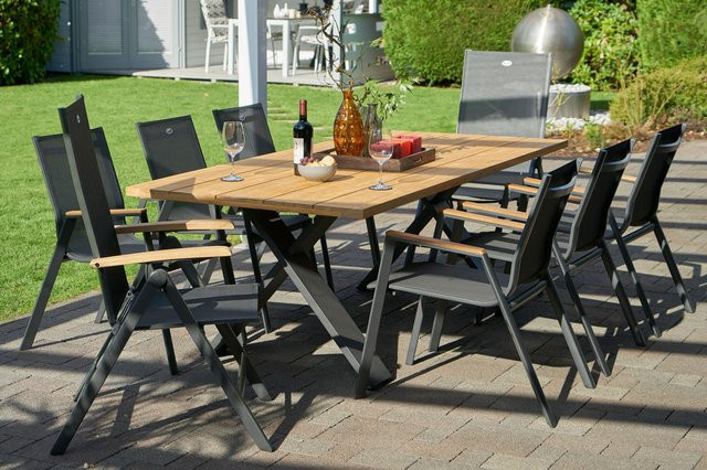 Hartman Xanadu Aruba Garten-Essgruppe aus Aluminium und Teakholz in Anthrazit mit 6 Stapelsesseln und 2 Klappstühlen, B/T: 220 x 100 cm - Bild 1