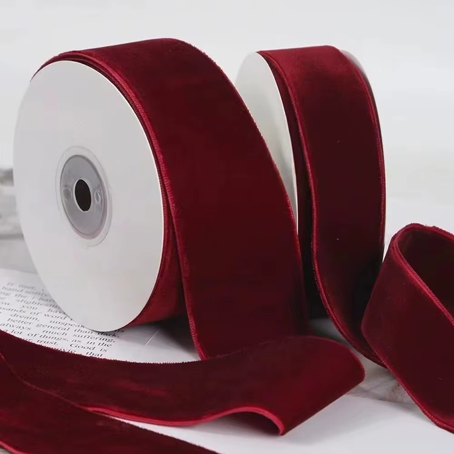 Rote Samtband Rolle für Geschenkverpackungen und DIY-Projekte, 5 Yards Länge - Bild 3