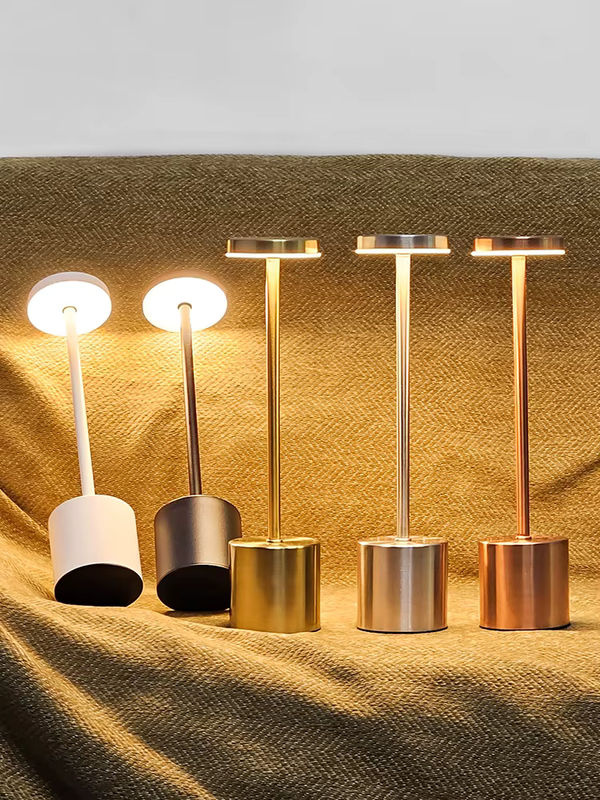 VooVoo Wiederaufladbare LED Tischlampe in Weiß mit stufenloser Dimmung und 3 Farbmodi - Bild 3