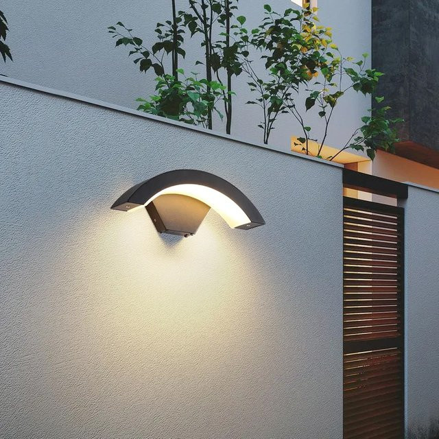 Ramalho Außenwandleuchte mit Bewegungssensor IP65 in Schwarz für Garten, Balkon und Terrasse - Bild 1
