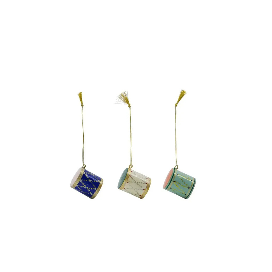 House Doctor Weihnachtsornamente Trommel Set aus 3 hängenden Kugeln in Beige, Blau, Grün und Multicolour aus Keramik und Holz - Bild 1