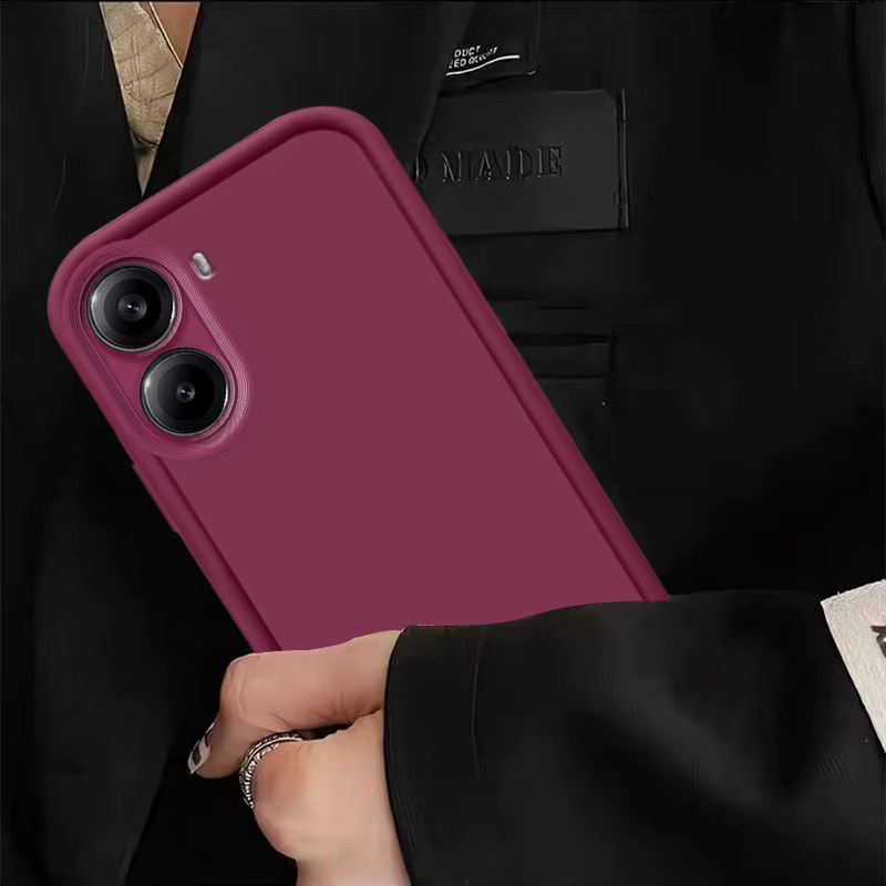 Xiaomi Poco C65 Schutzhülle in Schwarz mit Luxus Candy Matte Soft Cover Design - Bild 2