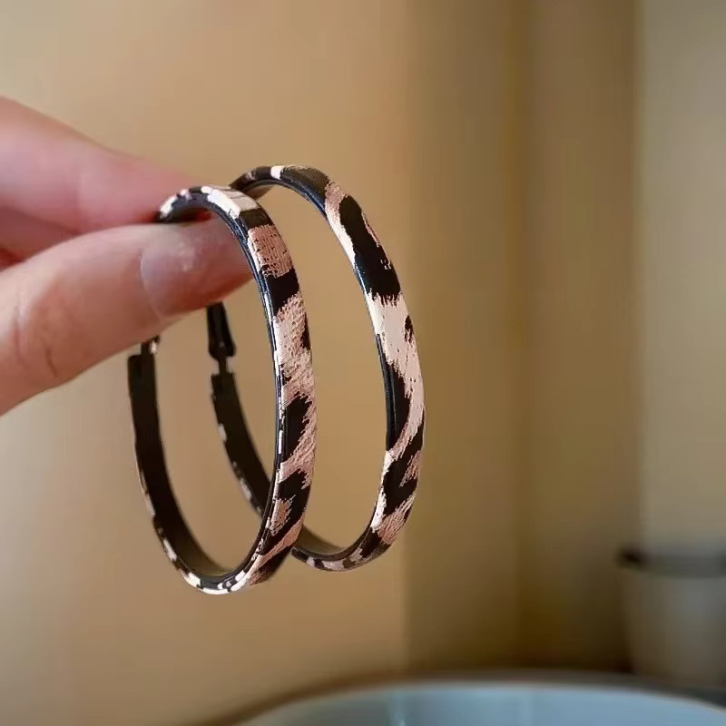 YOUNGUO Hoop Ohrring, Leopard Print, 50 mm, Damen, Bunt - Bild 2