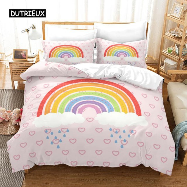 Regenbogen Bettwäsche Set für Baby und Kinder von Binchi Outdoor Product in Multicolour mit Kissenbezügen und Reißverschluss, Material Mikrofaser/Polyester, B/H: 150 x 210 cm und B/H: 135 x 200 cm - Bild 1