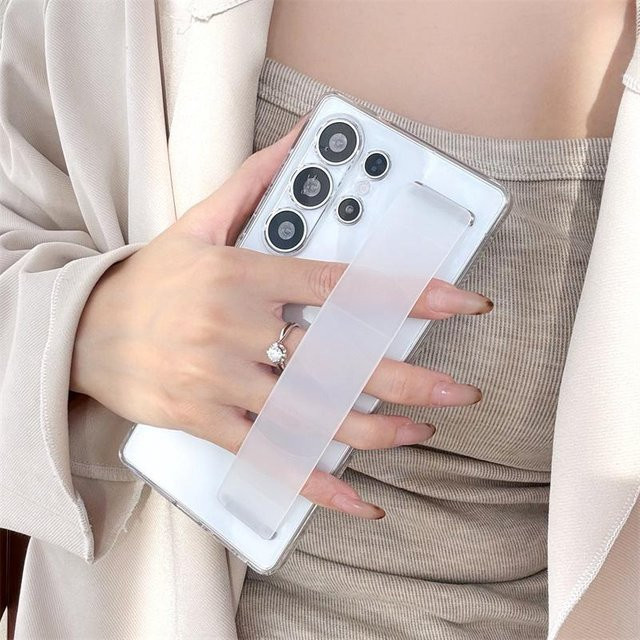 Stoßfeste Silikon-Handyhülle für Samsung Galaxy S25 Ultra, S24 Ultra, S23 Ultra, S25 Plus und S23 Plus in Transparent mit mattem Finish und elastischem Design - Bild 1