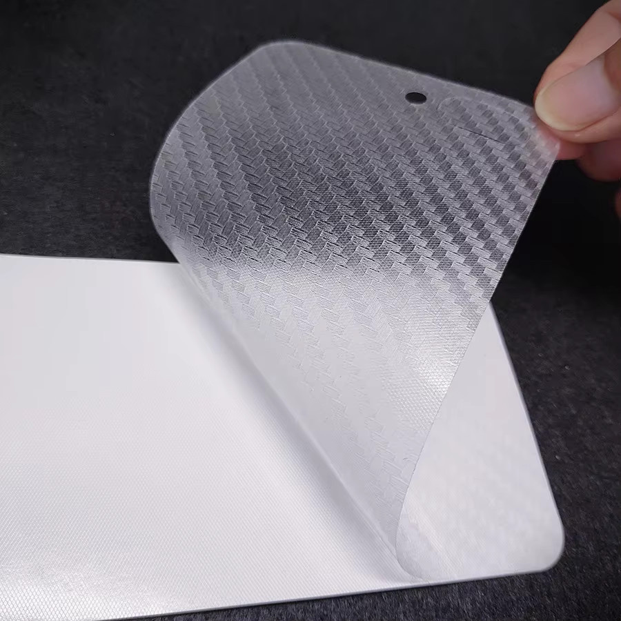 5er-Set Magtim Schutzfolien für die iPhone Rückseite in Transparent mit Carbon-Faser-Optik für iPhone 17 bis iPhone 11 Modelle - Bild 3