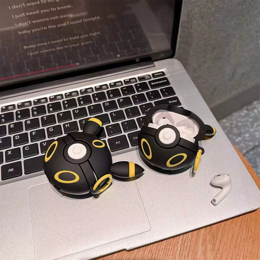 Schutzhülle für AirPods in Schwarz mit niedlichem 3D-Cartoon-Design und Schlüsselanhänger - Bild 4