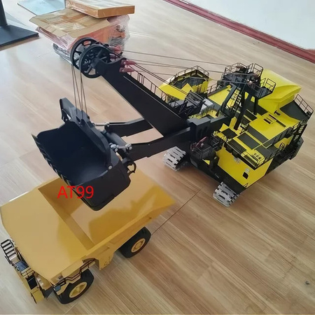 AT 99 MODEL RC Elektro Bagger, Metall, mit Licht- und Soundsystem, ferngesteuert