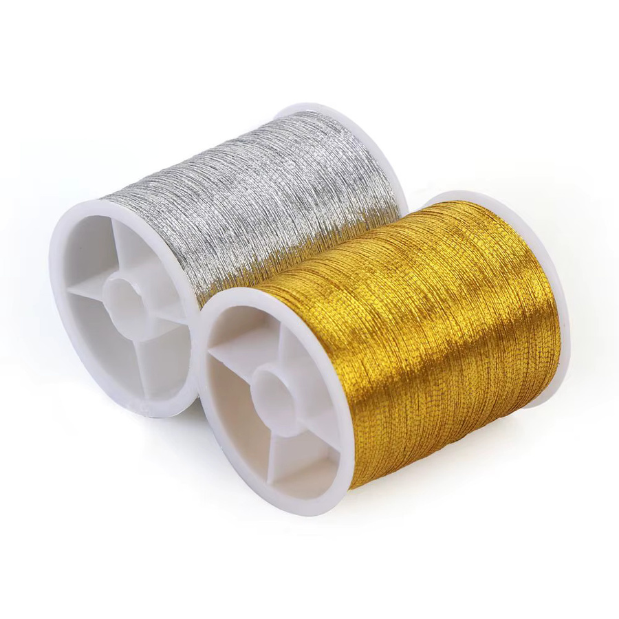 Langlebiger Polyester-Nähgarn für Overlock- und Kreuzstich-Nähmaschinen in Gold und Silber, 100 Meter - Bild 2