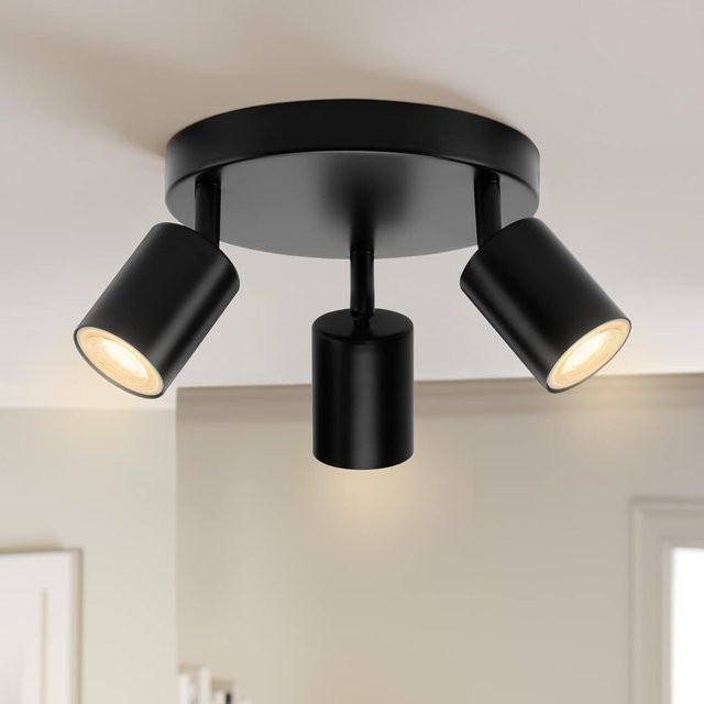 JOYINLED Moderne 3-Lichter Deckenleuchte in Schwarz mit drehbaren GU10 Spots für Küche und Schlafzimmer - Bild 1