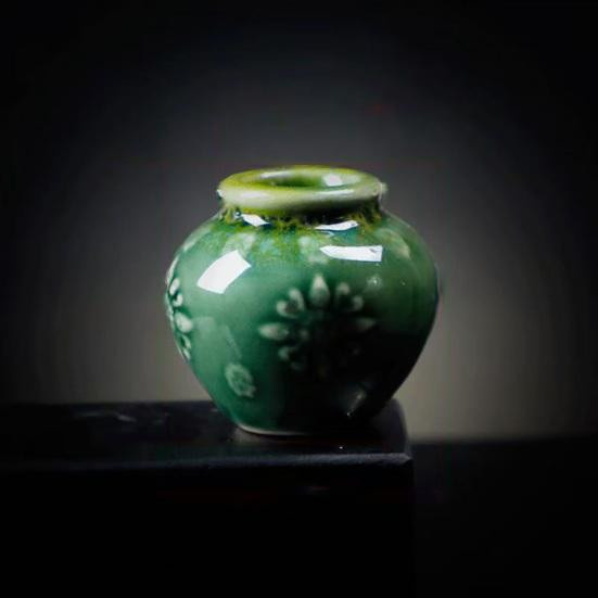 Vintage Mini Blumenvase aus Keramik als dekorative Figur in Multicolour - Bild 3