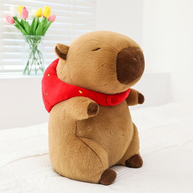 Capybara Erdbeerhut, Plüschtier, beige, 50cm - Bild 1