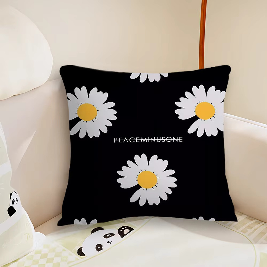 Dekorativer Peaceminusone Kissenbezug für Sofa und Schlafzimmer in Aesthetic Design - Bild 1