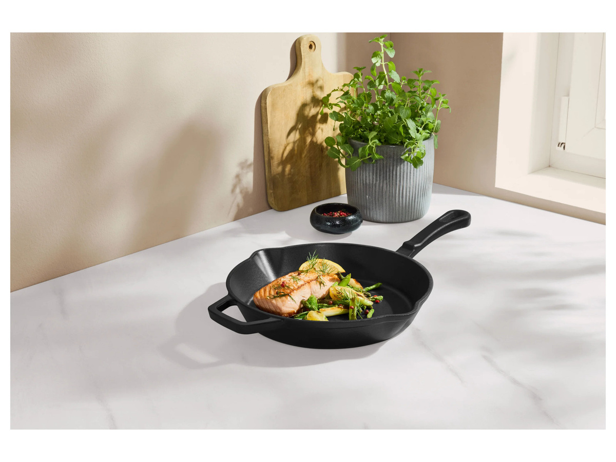 SILVERCREST® Premium-Gusseisenpfanne als Grillpfanne, Schwarz, emailliert - Bild 2