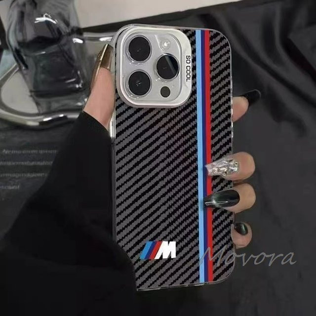 BMW-M Logo Handyhülle mit Carbonfaser-Textur für iPhone 11 bis iPhone 17 Pro Max in Schwarz - Bild 1