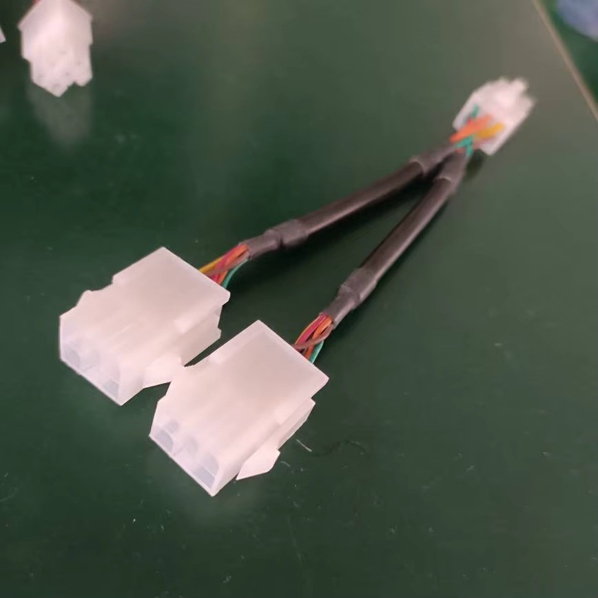Molex MDB-Kabelbaum Split-Kabel in Y-Form als Verlängerung von MDB-Buchse zu Stecker für MDB-Box und Verkaufsautomaten, Farbe: Weiß - Bild 4