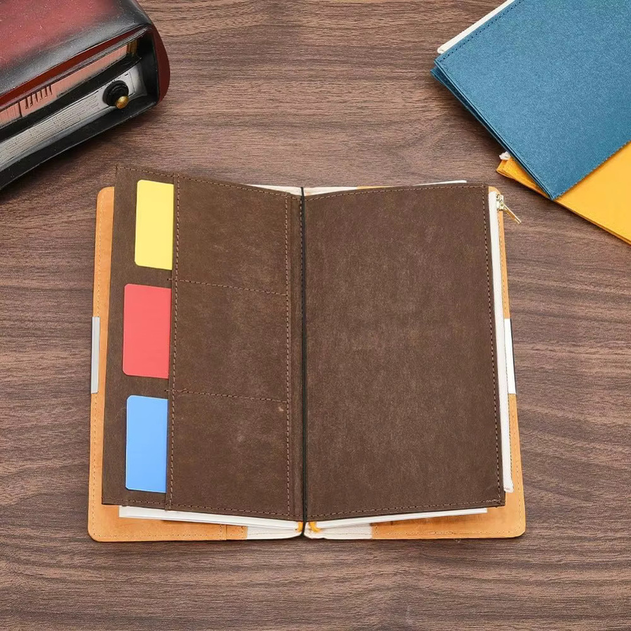 Reisende Notebook Reißverschlusstasche in Braun für 8x4,7 Zoll als Einlegetasche für Planer und Reisepass mit Kartenfach - Bild 3