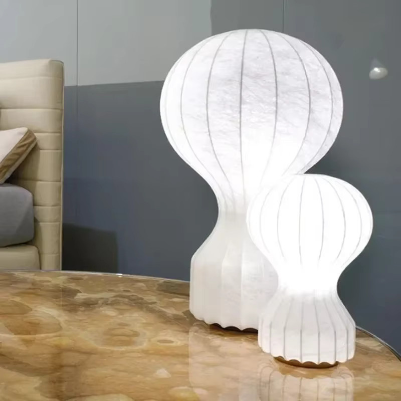 YongYing Lumin Designer Schreibtischlampe im Wabi Sabi Stil aus Seide, Farbe: Weiß/Beige - Bild 2
