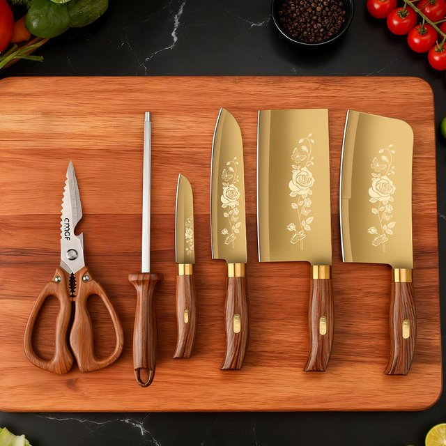 PLYS Chefmesser aus Titan in Gold mit Holzgriff - Bild 1