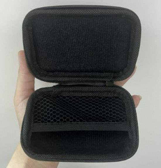 the BAY Aufbewahrungstasche für Festplatten und Zubehör aus stoßfestem EVA in Schwarz - Bild 1
