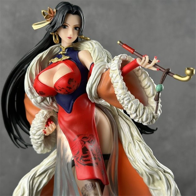 Bandai One Piece Anime-Figur National Style Cheongsam Kaiserin Handgefertigte Frauen-Figur, Höhe: 36 cm - Bild 1