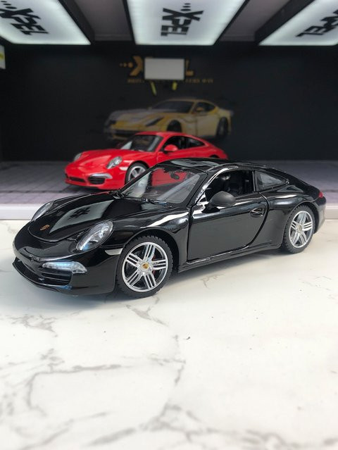 Rastar Porsche 911 Carrera S Modellauto, 1:24, Metall, Schwarz - Bild 1